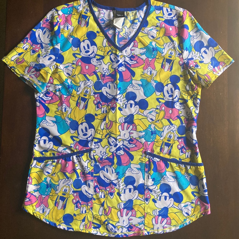 Women’s Yellow Disney Scrub Top Sz Small